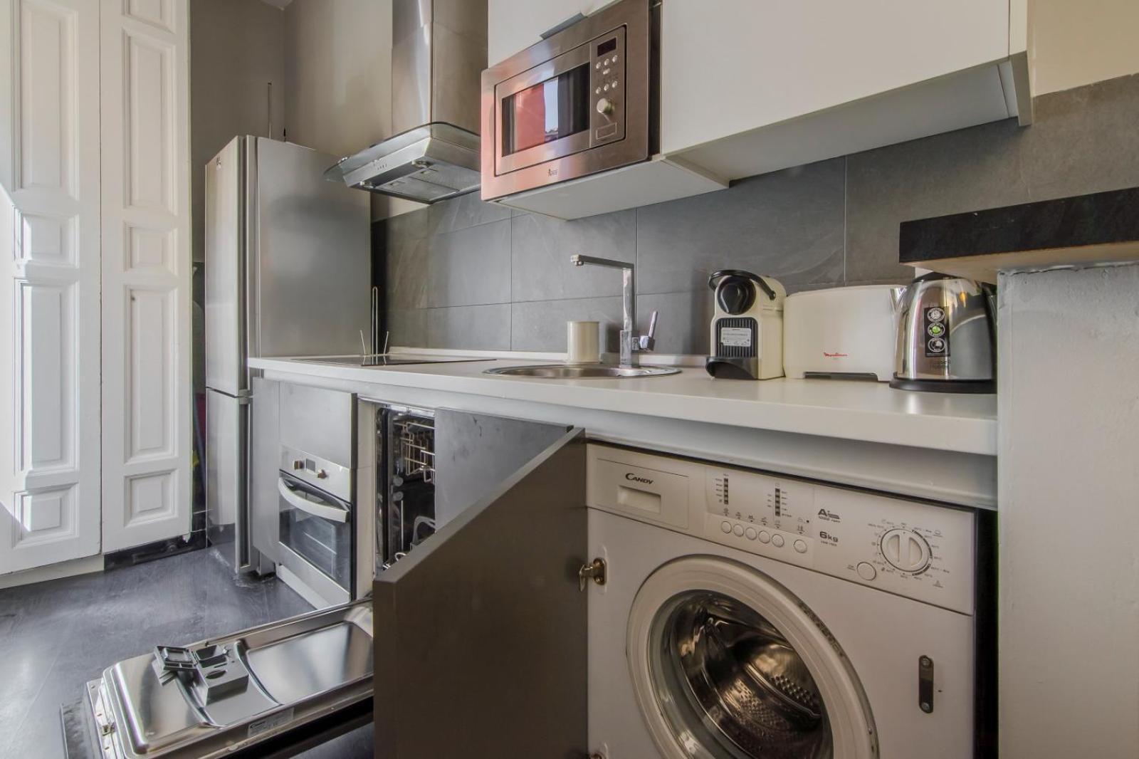 Great Apt Para 6Pax In The Heart Of Madrid Center Esterno foto